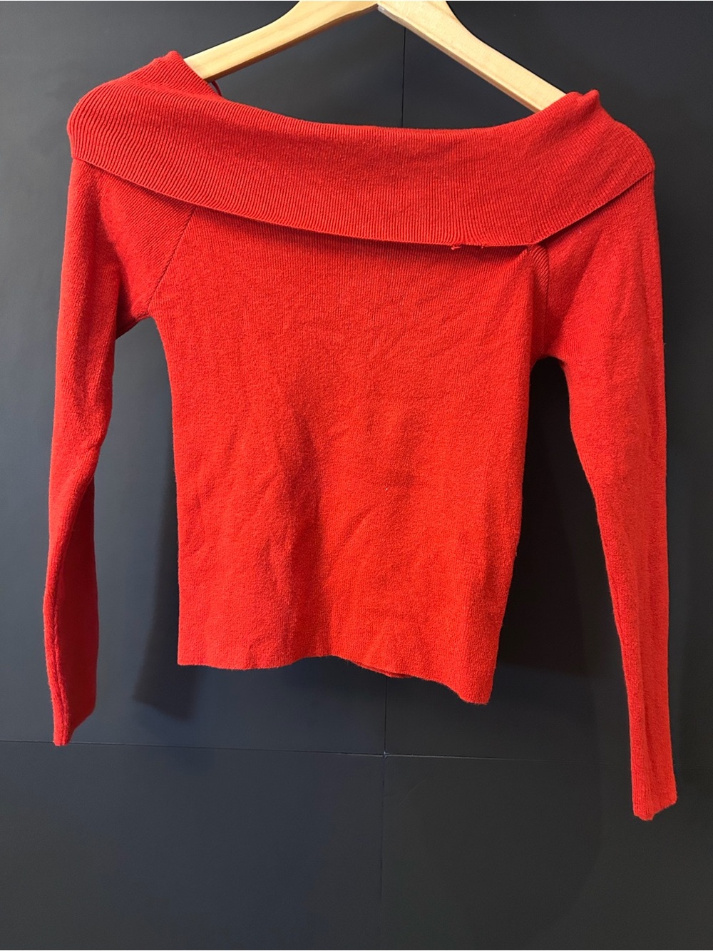 Pull&Bear Red Off-the-Shoulder Knit Sweater